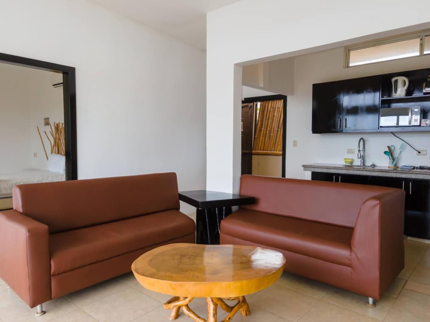 Me Hotel & Villas - Montanita Estates Bilik gambar